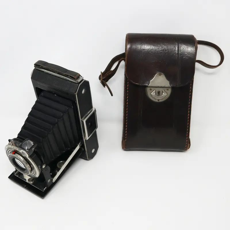 Vintage 1930S Kodak Vollenda 620 Folding Roll Film Camera + Original Leather Case Rare Art Deco Period 1